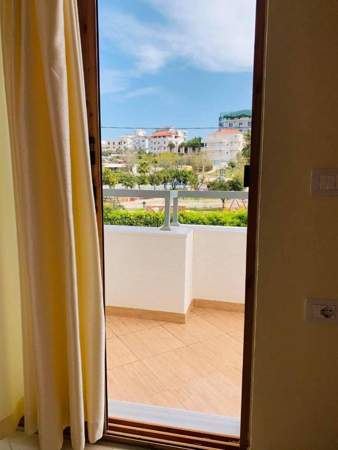 Nova Hotel Ksamil Eksteriør billede