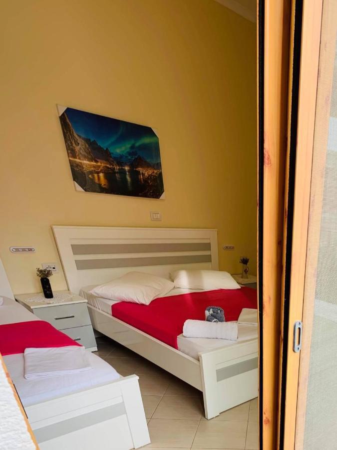 Nova Hotel Ksamil Eksteriør billede