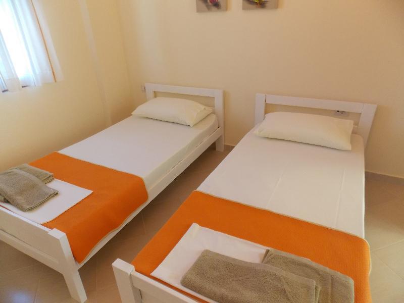 Nova Hotel Ksamil Eksteriør billede